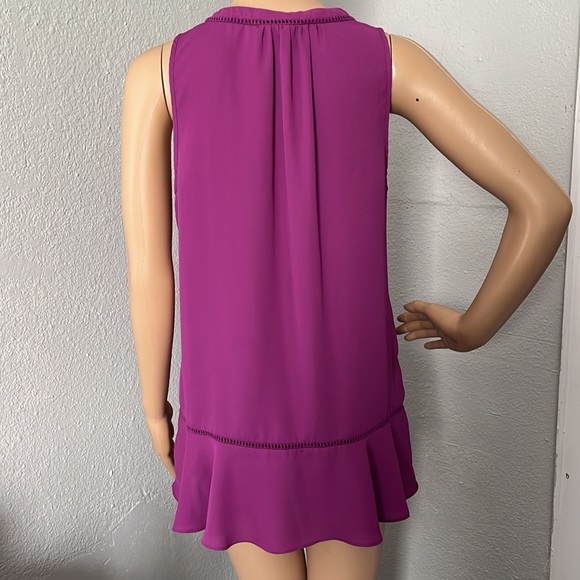 Mossimo Supply Co. Sleeveless Blouse - Picture 4 of 10